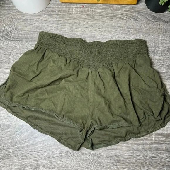 Free People Intimately Lucky In Love Lounge Short Relaxed Lightweight Green Sz S - Picture 2 of 8